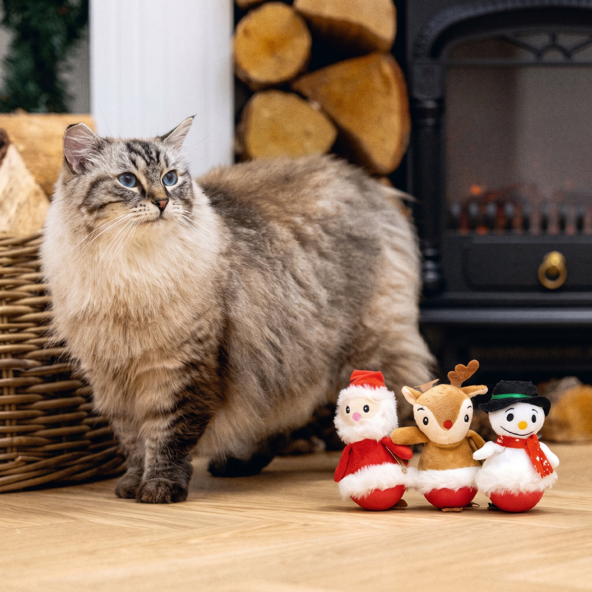 Beeztees Weihnachts-Wobbler für Katzen aus Plüsch