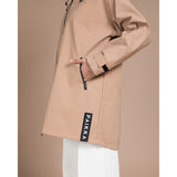 PAIKKA Visibility Raincoat Lite für Damen – Reflektierender & Wasserdichter Regenmantel