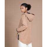 PAIKKA Visibility Raincoat Lite für Damen – Reflektierender & Wasserdichter Regenmantel