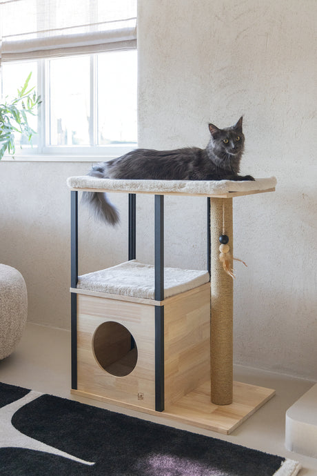Designed By Lotte Kratzbaum Nala – Holz & Aluminium 65 × 40 × 82 cm braun
