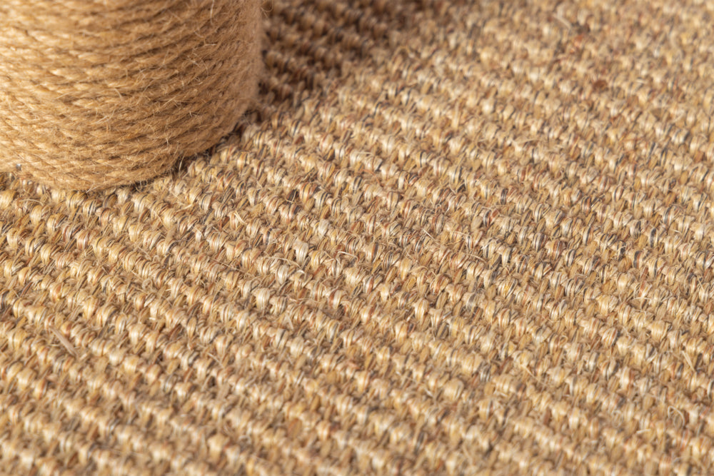 Designed By Lotte Kratzbaum Nela – Holz 56 × 56 × 124 cm braun