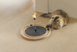 Designed by Lotte Idah – Kratzspielzeug aus Holz für Katzen