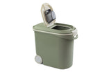 Curver Futtercontainer mit Rollen – Misty Green | 35L & 54L