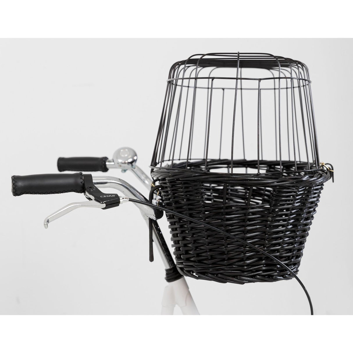 Hundefahrradkorb aus schwarzer Weide mit Gitter